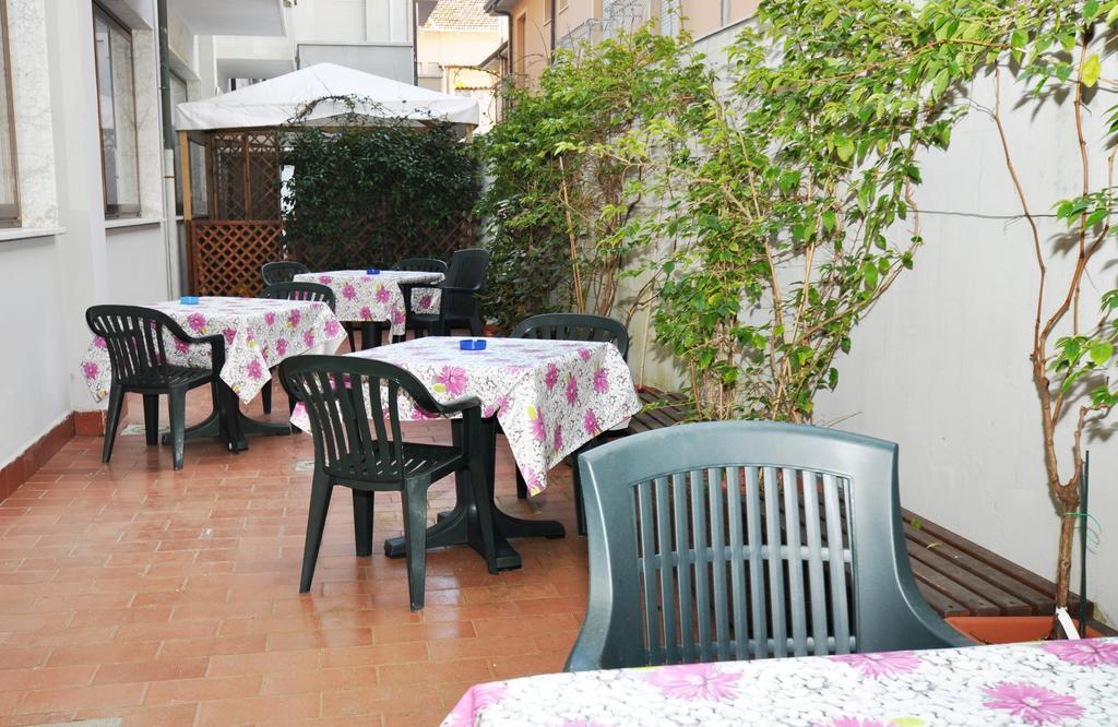 Derna 3* Viareggio