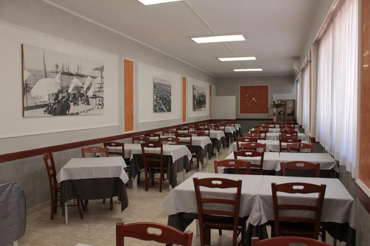 Hotel Derna 3*