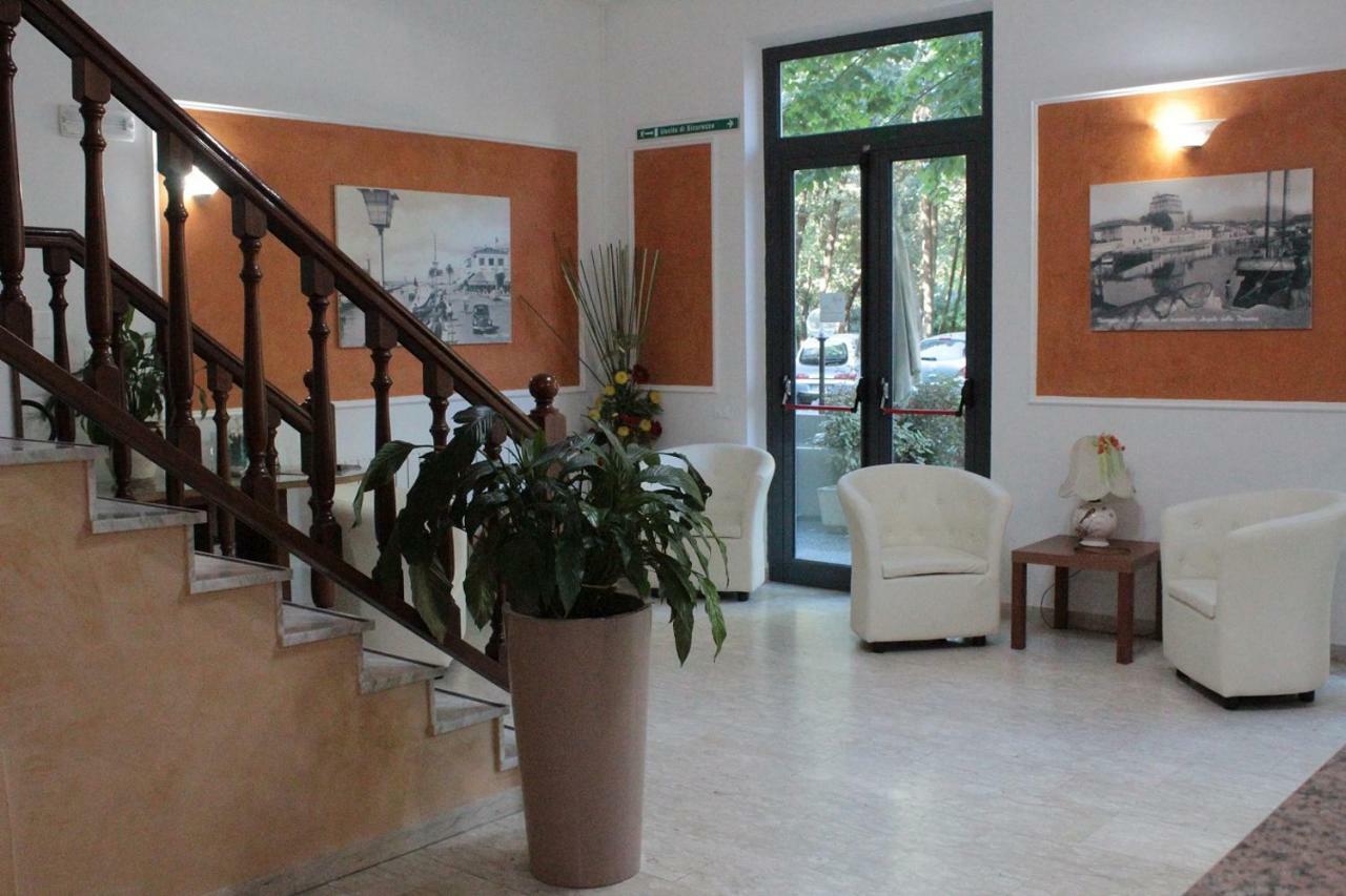 Hotel Derna 3*